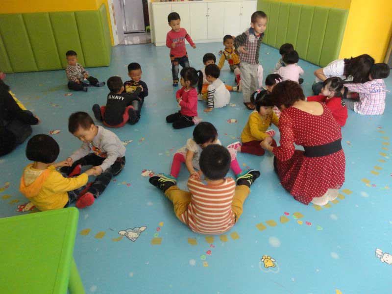 溶劑網帶打印機解決兒童pvc地板個性化需求