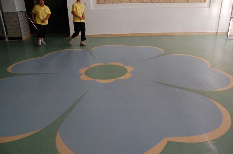 商用地板詳細有哪些優缺點呢?